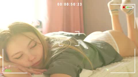 Eva online show from March 8, 2025, 11:48 am