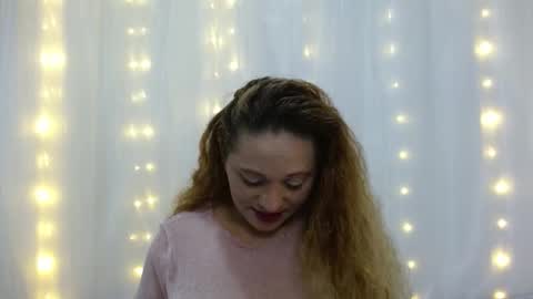 norapaker online show from November 20, 2025, 9:03 pm