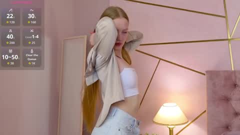 Nora online show from April 3, 2026, 5:38 am