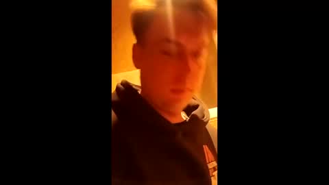 nordikwhitejj online show from May 3, 2026, 4:40 am