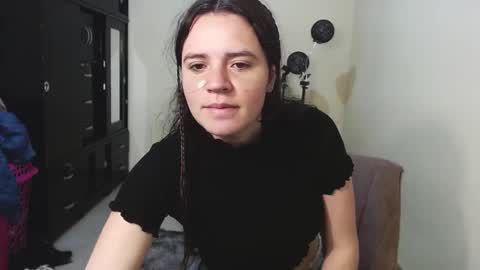 noreen_ online show from February 8, 2025, 2:27 pm