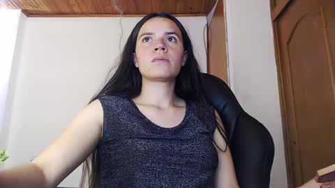 noreen_ online show from April 16, 2026, 5:36 pm