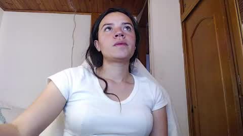 Snapshot of noreen_ chatting on May 14, 2026, 10:05 pm noreen_ online show from May 14, 2026, 10:05 pm