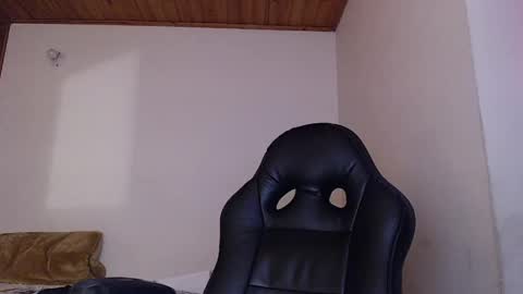 Snapshot of noreen_ chatting on May 29, 2026, 4:05 pm noreen_ online show from May 29, 2026, 4:05 pm