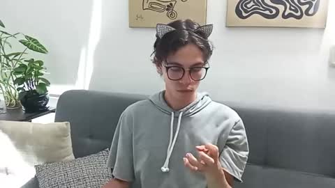 Snapshot of norehg__ chatting on October 14, 2025, 8:15 am Norehg online show from October 14, 2025, 8:15 am