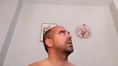 Snapshot of normalito42 chatting on September 22, 2025, 11:45 am NORMALITO online show from September 22, 2025, 11:45 am