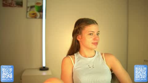 Snapshot of not_so_far chatting on September 17, 2025, 7:15 pm Sofia but I like when call me Sonya or Sophie online show from September 17, 2025, 7:15 pm
