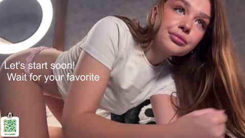 notecarret online show from February 2, 2026, 9:02 pm