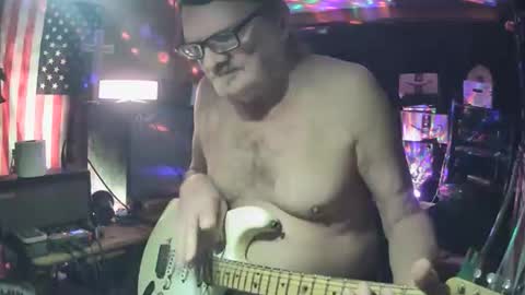 notflamingfart online show from October 21, 2025, 4:35 am