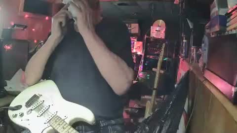 notflamingfart online show from April 12, 2026, 6:07 am