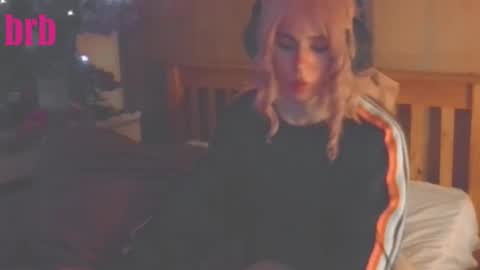 Lucy online show from October 17, 2025, 1:31 am