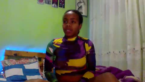 nounourspiment online show from September 23, 2025, 7:50 pm