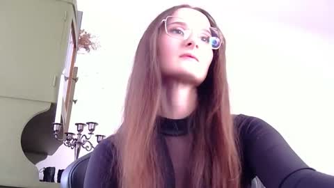 nova_mystic online show from September 17, 2025, 2:08 pm