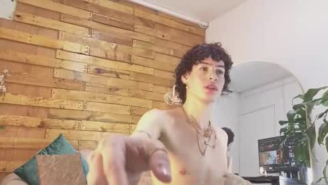 Nova Salvatore online show from December 20, 2025, 5:03 am