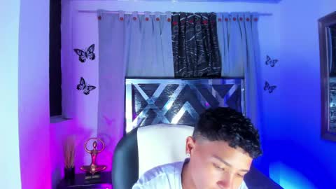 Snapshot of nova_sex1 chatting on June 4, 2026, 3:01 am nova online show from June 4, 2026, 3:01 am