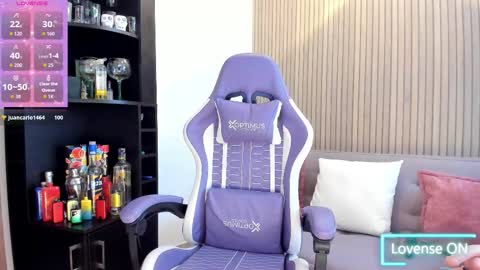 novacox_34 online show from March 25, 2026, 11:33 pm