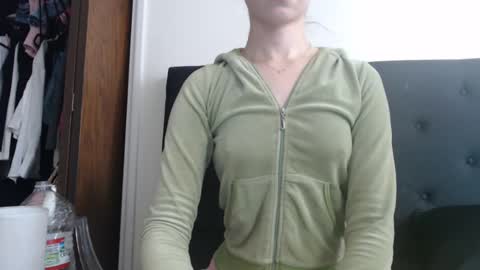 Olivia online show from February 23, 2025, 8:22 pm