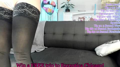 Snapshot of novaharper chatting on February 3, 2025, 4:14 am Nova Harper online show from February 3, 2025, 4:14 am