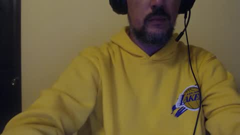 novio_muyalto online show from January 7, 2026, 7:33 am