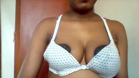 happie online show from September 9, 2025, 12:21 am