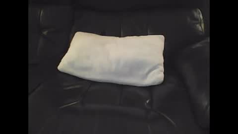 Snapshot of nudestud887 chatting on January 13, 2025, 4:39 am nudestud887 online show from January 13, 2025, 4:39 am