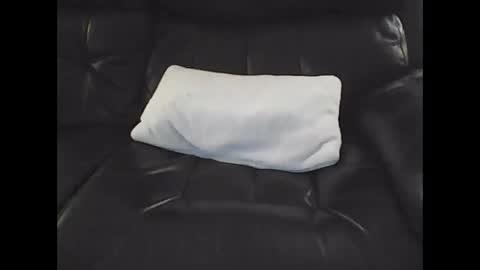 Snapshot of nudestud887 chatting on January 16, 2025, 4:17 am nudestud887 online show from January 16, 2025, 4:17 am