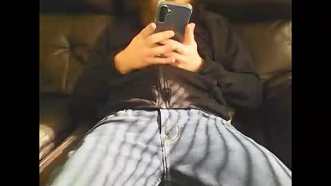 Snapshot of nudestud887 chatting on February 23, 2025, 4:24 pm nudestud887 online show from February 23, 2025, 4:24 pm