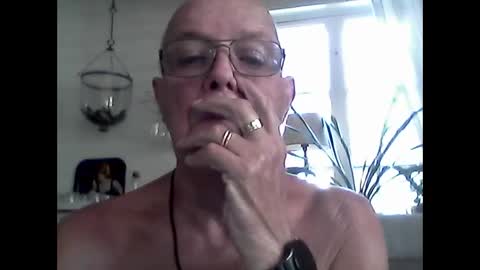 Haky online show from March 7, 2025, 12:56 pm