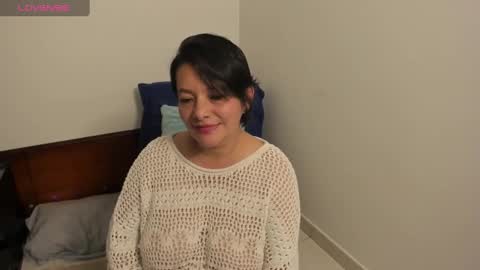 nuit_rose online show from February 14, 2025, 2:18 am