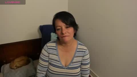 nuit_rose online show from March 3, 2025, 5:09 am