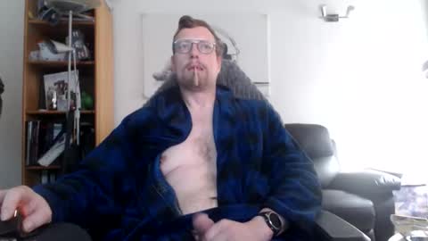 nursefan online show from November 16, 2025, 10:21 am