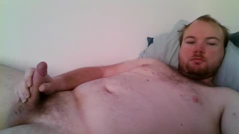 nutsnbolts95 online show from November 23, 2025, 12:49 pm