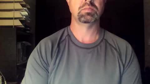 Snapshot of nvrenuff1979 chatting on October 23, 2025, 9:41 am nvrenuff1979 online show from October 23, 2025, 9:41 am