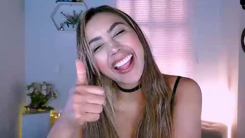 Nycole online show from March 6, 2025, 2:29 pm