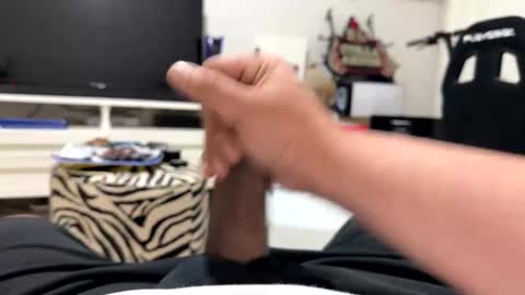 nycpapi2424 online show from April 22, 2026, 3:35 pm
