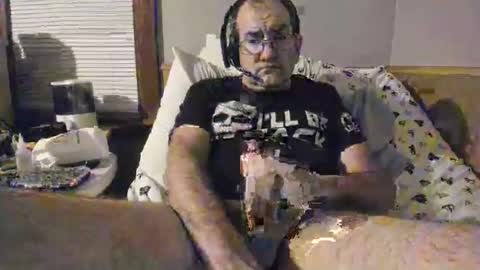 nyfarmer77 online show from September 15, 2025, 11:49 pm