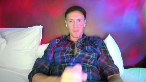 HudsonValleyNYfun online show from November 18, 2025, 3:45 am