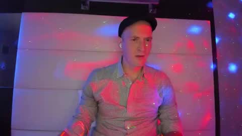 HudsonValleyNYfun online show from December 17, 2025, 8:26 pm