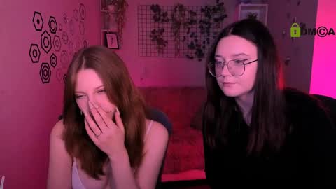 Snapshot of nymiraa chatting on June 1, 2026, 7:15 pm Mira online show from June 1, 2026, 7:15 pm