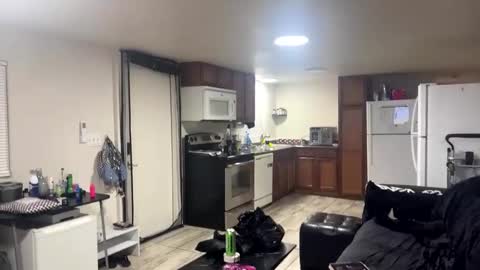 nymphomaticbaby online show from November 12, 2025, 3:18 am