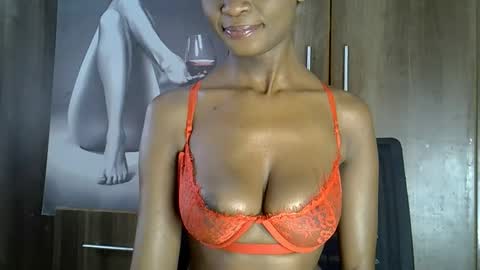 Snapshot of nyverra chatting on June 1, 2026, 6:37 am nyverra online show from June 1, 2026, 6:37 am