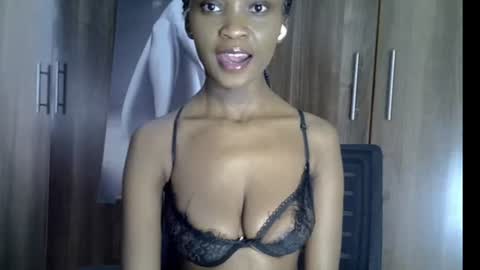Snapshot of nyverra chatting on July 12, 2026, 7:10 am nyverra online show from July 12, 2026, 7:10 am