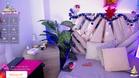 Alex   .    online show from December 27, 2024, 10:12 am