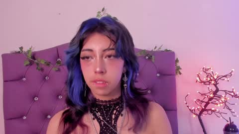   online show from December 10, 2024, 2:17 pm