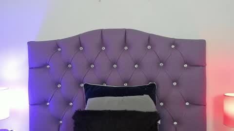   online show from January 23, 2025, 8:15 am