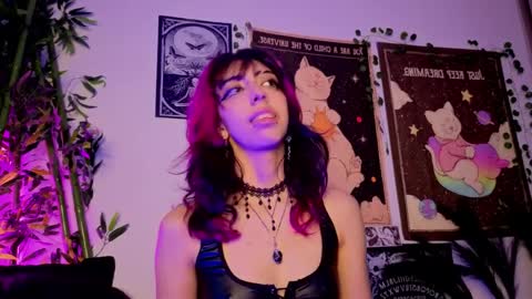   online show from April 4, 2026, 10:29 pm