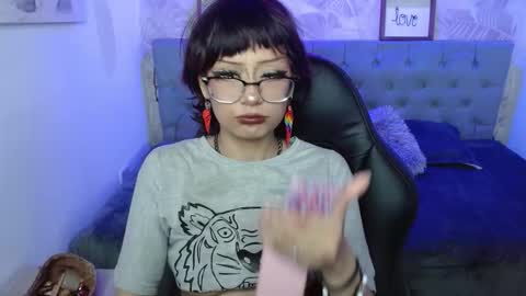 nyxie online show from October 3, 2025, 7:55 pm