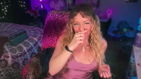 nyxxen online show from March 15, 2026, 1:55 am