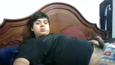 Snapshot of oblivion1998 chatting on October 24, 2025, 5:15 am oblivion1998 online show from October 24, 2025, 5:15 am