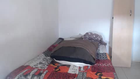 obsessedmimi online show from October 18, 2025, 7:31 am